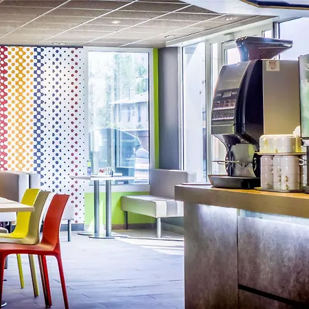 Ibis Budget Centre Gare 2* קולמר